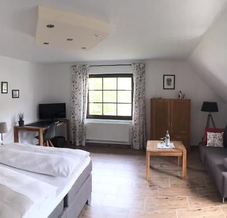Gaestezimmer Gier Dahlem  Εξωτερικό φωτογραφία